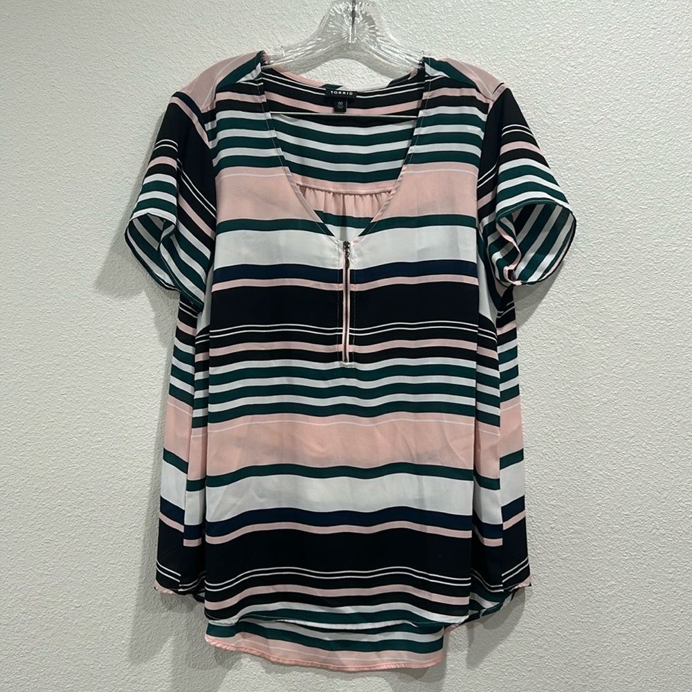Torrid Womens 1X Multicolor Striped Georgette Zip Front Blouse Short Sleeves 00